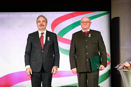 D�j�tad� �nneps�g